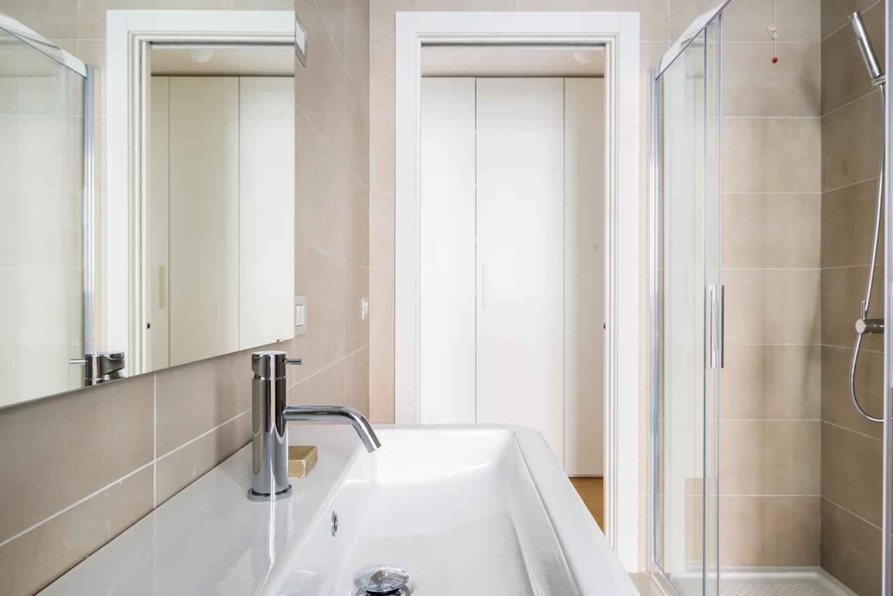 Altido Lovely 1-Bed Flat With Balcony & Free Parking Milán Exteriér fotografie