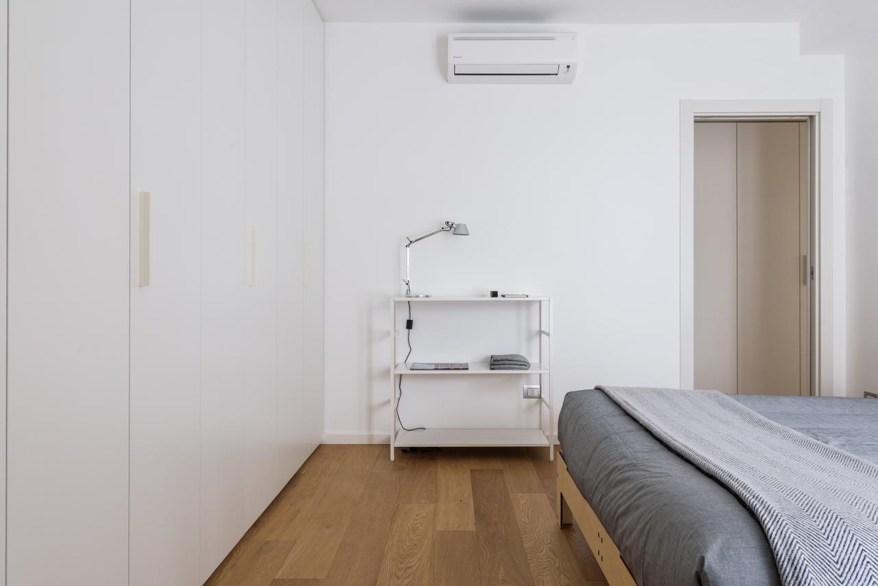 Altido Lovely 1-Bed Flat With Balcony & Free Parking Milán Exteriér fotografie